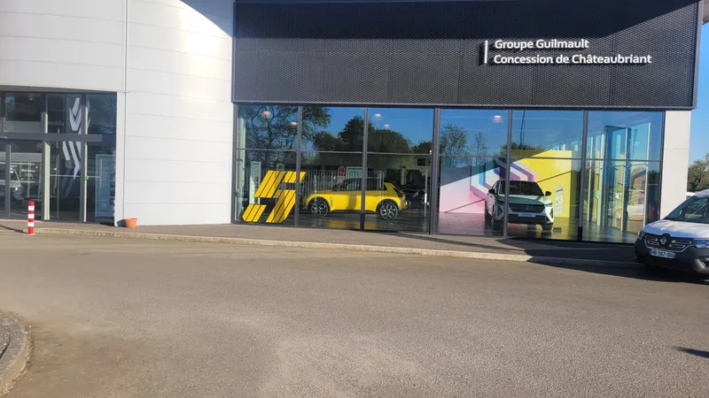 Renault Rent SADAC, photo 1 sur 3